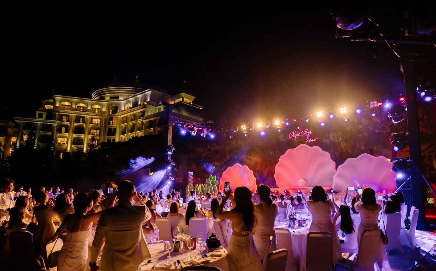 Tổ chức Gala Dinner tại Vinpearl