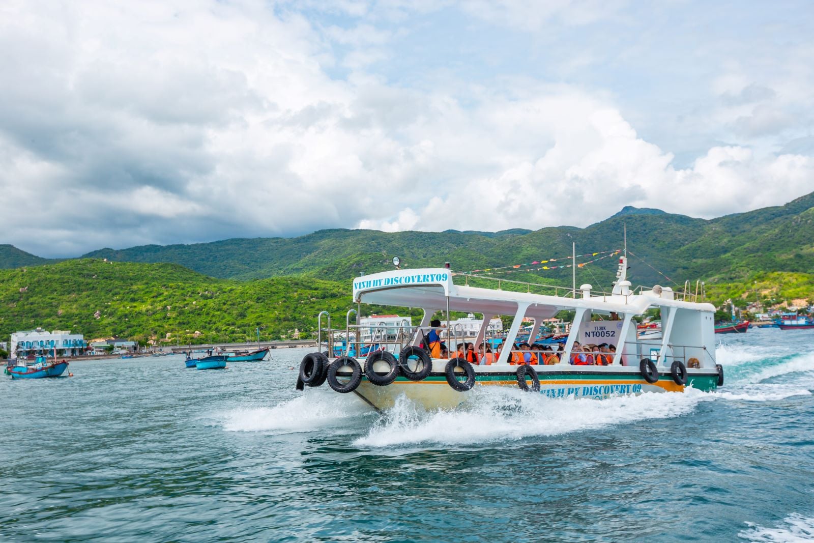 Tour tham quan Vĩnh Hy