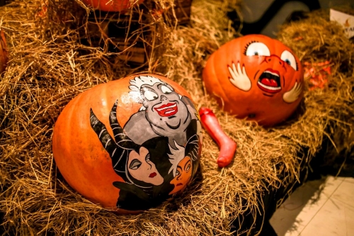 Trang trí Halloween bằng giấy