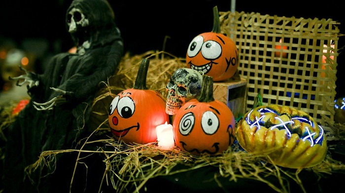 Trang trí Halloween cho văn phòng