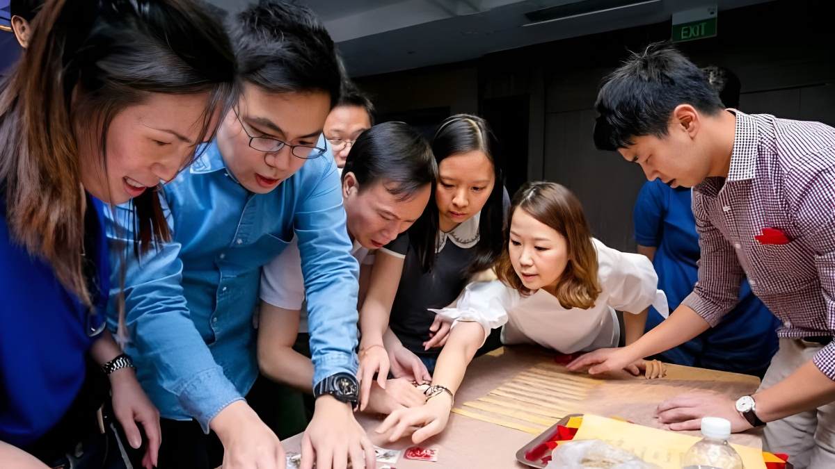 Trò chơi team building trong nhà thú vị