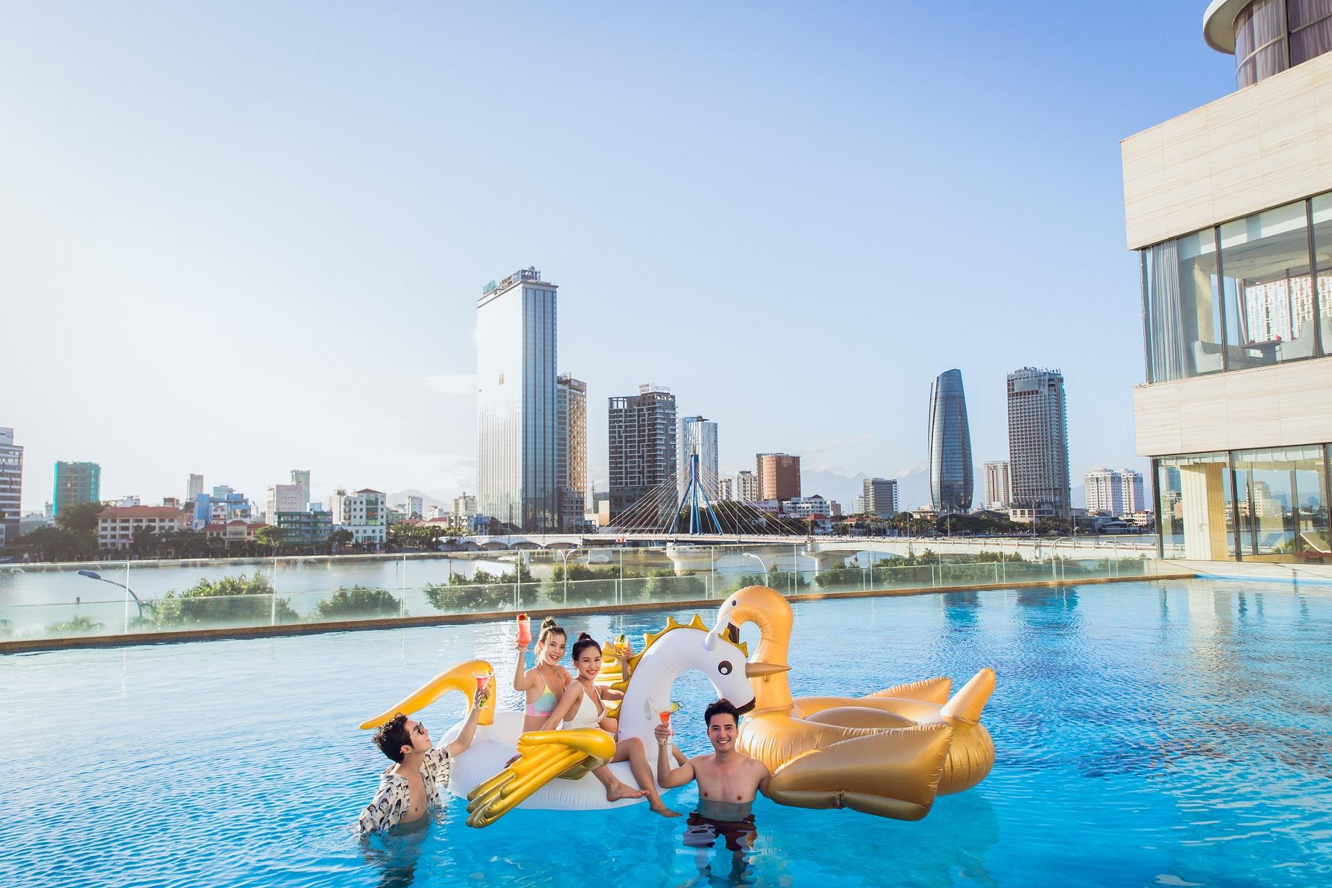 Tết sum vầy Condotel