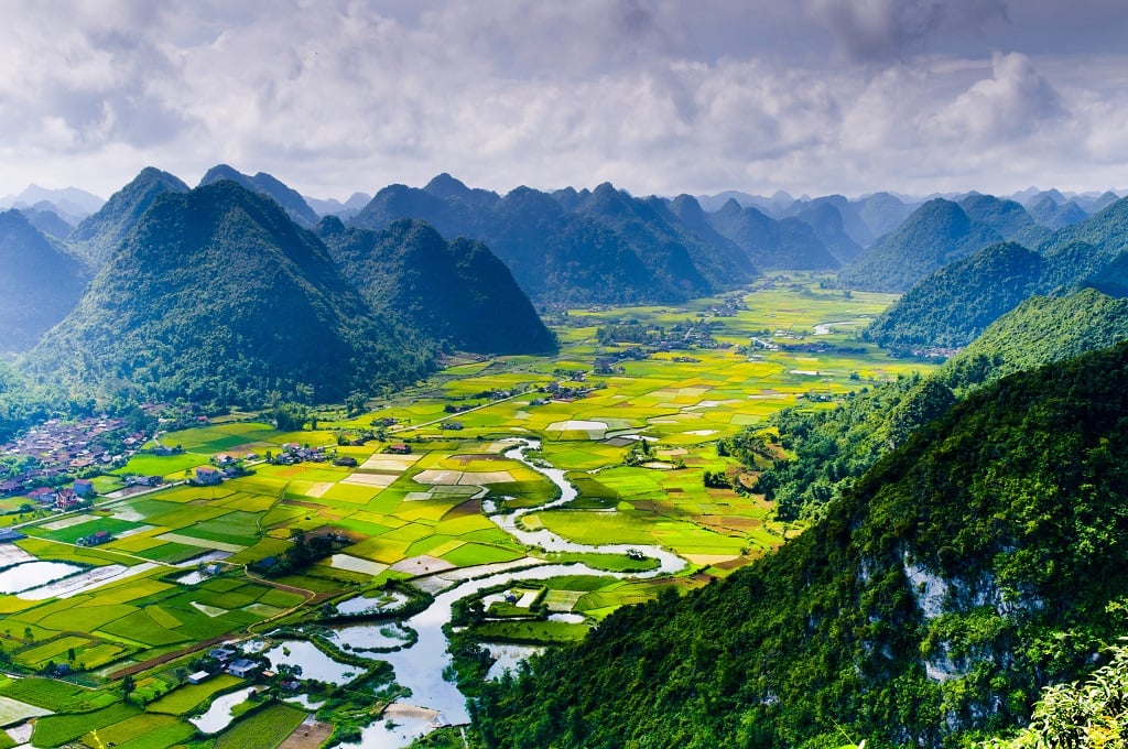 Valleys in Vietnam