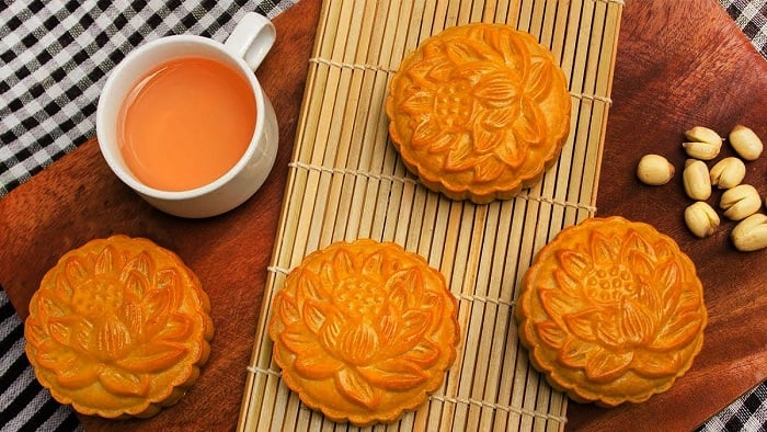 Vietnamese mooncakes