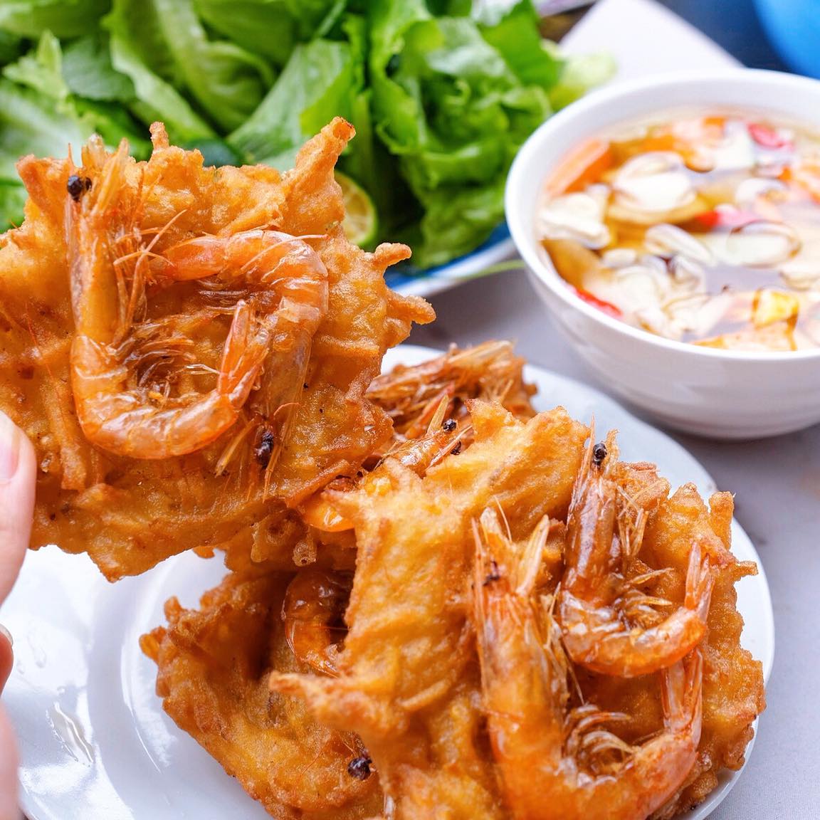 Vietnamese shrimp cake