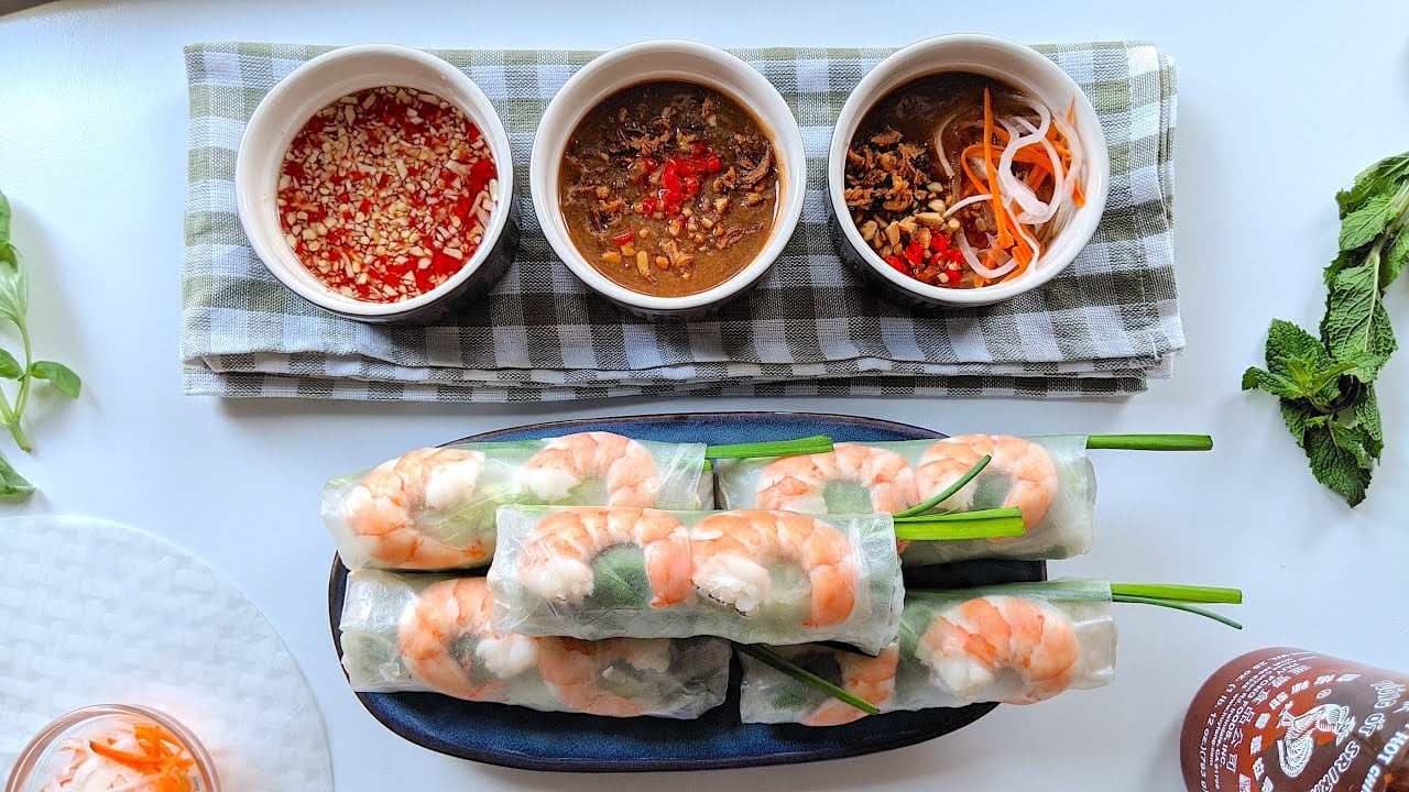 Vietnamese spring roll sauces