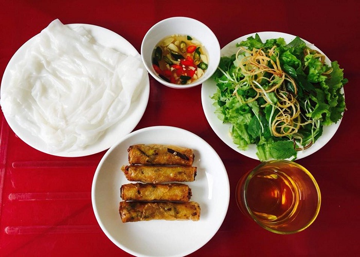 Vietnamese steamed rice roll