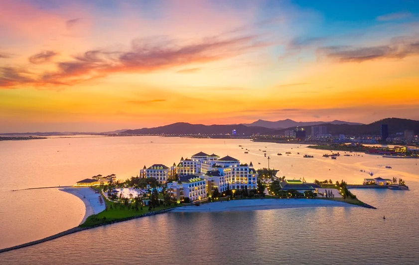 Vinpearl Resort & Spa Ha Long at sunset 
