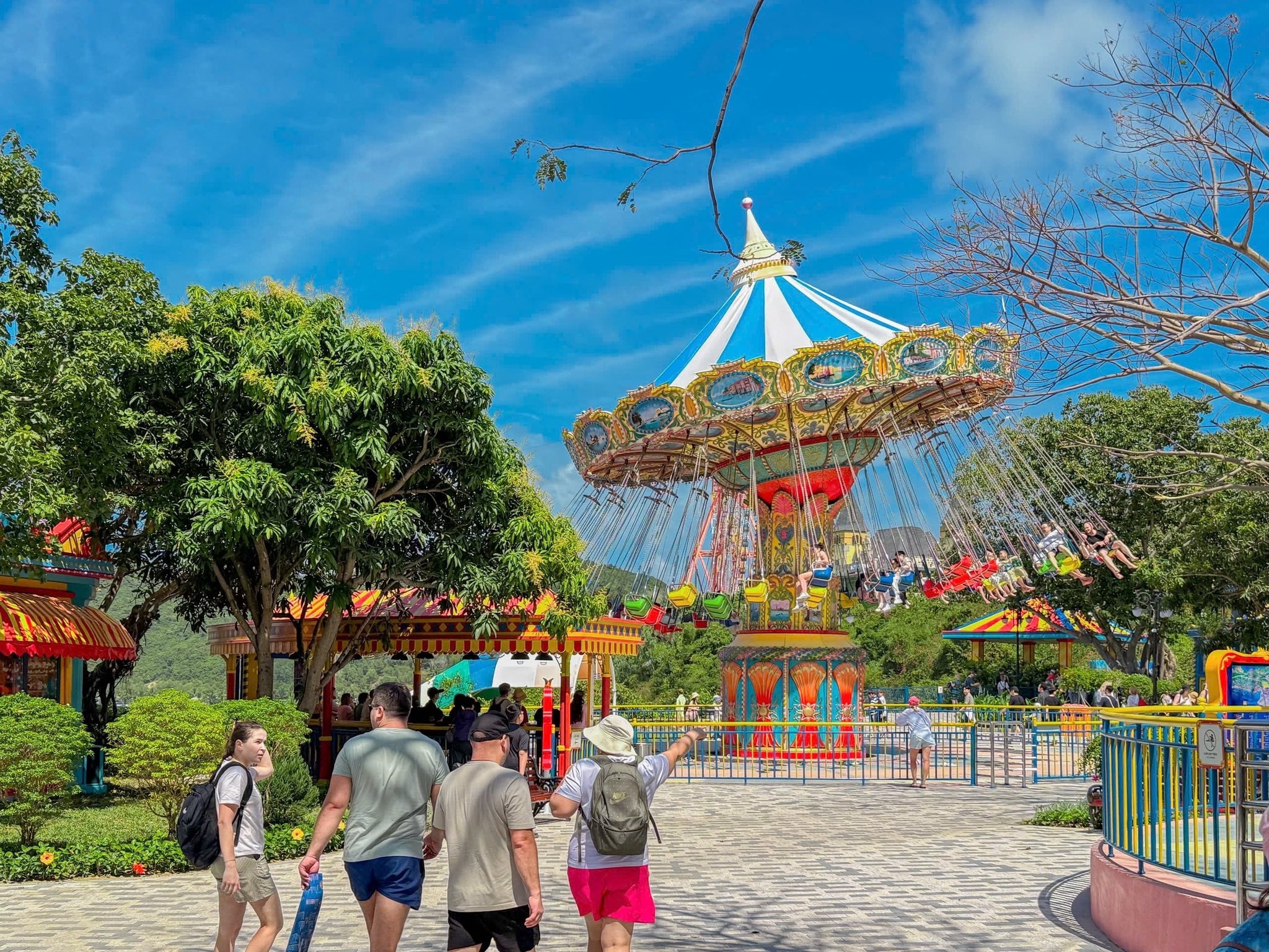Participate in adrenaline-pumping games in VinWonders Nha Trang