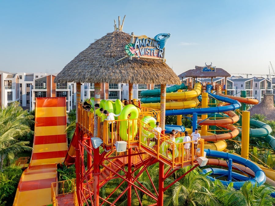 Vui chơi VinWonders Wave Park & Water Park