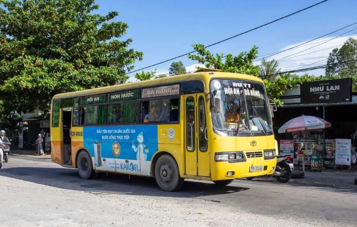 xe bus Hội An TP Đà Nẵng 