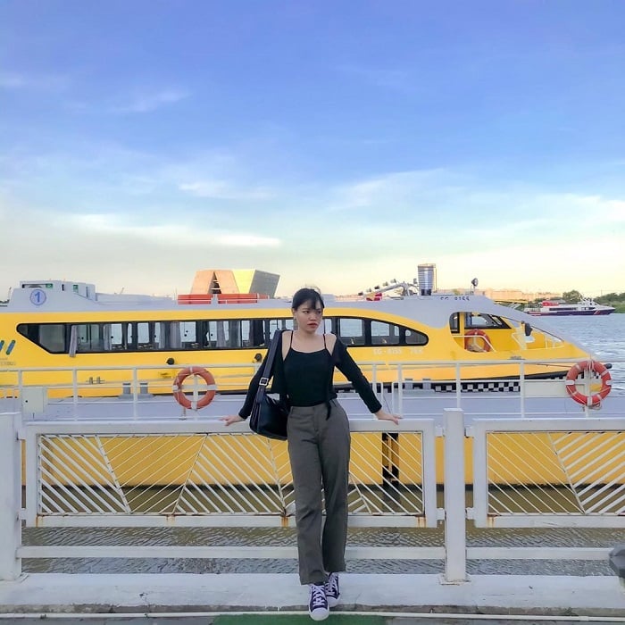 xe buýt sông Sài Gòn