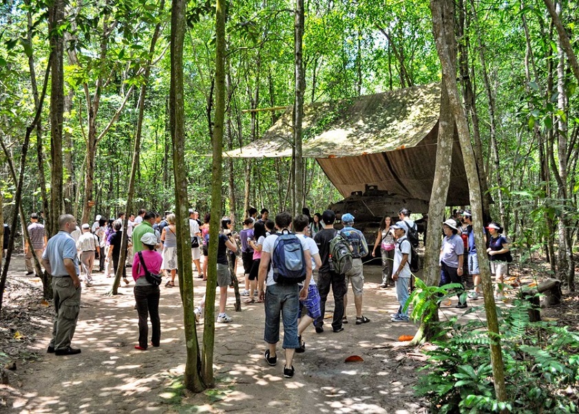 team building Địa đạo Củ Chi TPHCM